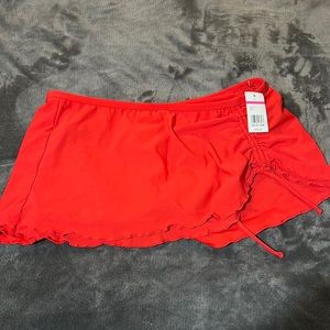 Women's swim skirt new with tags size large